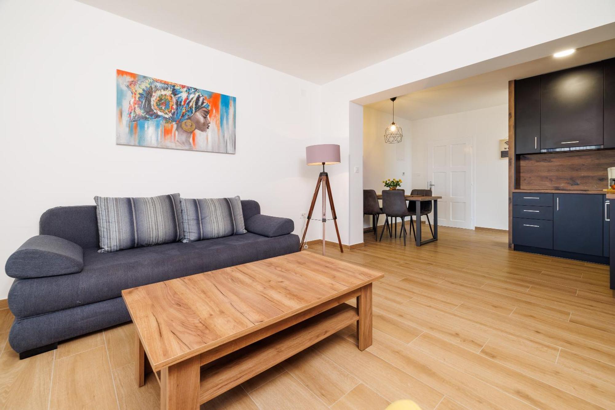 Apartmani Viktorija Jadranovo Ngoại thất bức ảnh